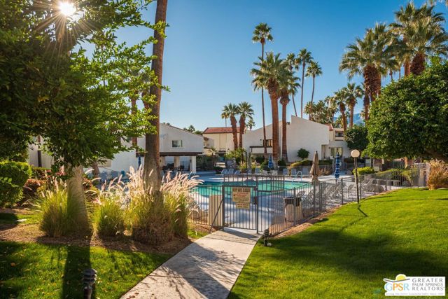 1300 S Camino Real, Palm Springs CA: https://media.crmls.org/mediaz/514e66f8-6344-4e10-925d-fef240cc3726.jpg