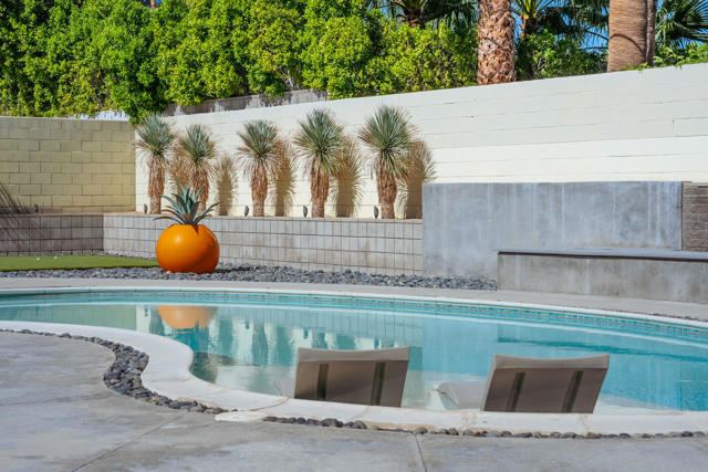 438 E Racquet Club Road, Palm Springs, CA 92262