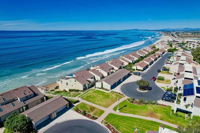 1802 Parliament Rd, Encinitas, California 92024, 3 Bedrooms Bedrooms, ,3 BathroomsBathrooms,Townhouse,For Sale,Parliament Rd,250017152SD