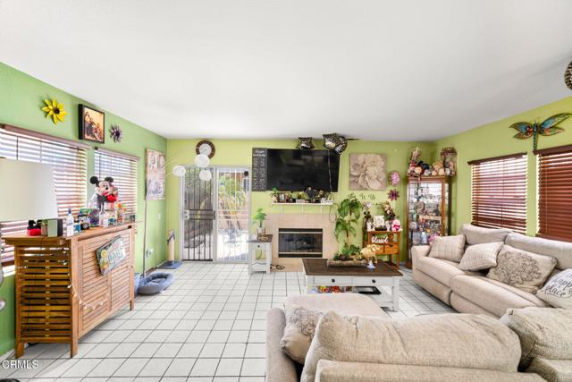 14134 Orizaba Avenue, Paramount CA: https://media.crmls.org/mediaz/514fda64-05fa-44cf-b367-dda35c296f1f.jpg