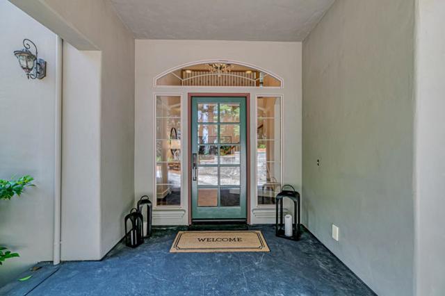 18 Ridgecrest Lane, Scotts Valley CA: https://media.crmls.org/mediaz/514ffeb6-70bb-4fba-87e7-141e53cb5eaf.jpg