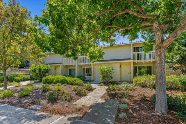 1273 Picasso Drive, Sunnyvale CA: https://media.crmls.org/mediaz/515076dd-50ca-40ff-aece-fe14b56aa28f.jpg