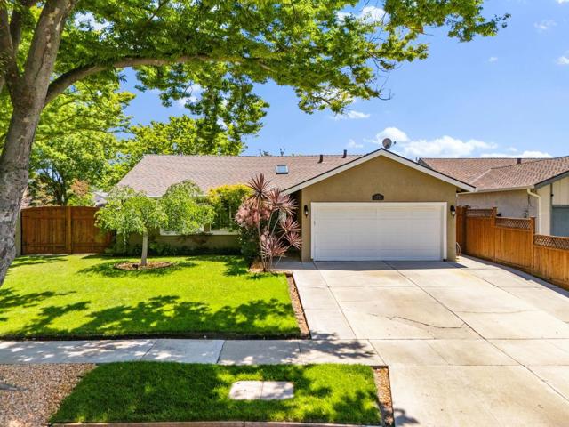 6230 Mahan Drive, San Jose CA: https://media.crmls.org/mediaz/5150cb1b-4215-4111-ad37-7205b18b9d80.jpg