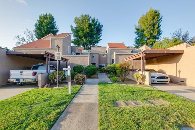 Home for Sale in Ramona