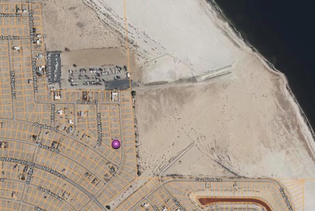 2715 Sea Garden Avenue, Thermal CA: https://media.crmls.org/mediaz/5154c393-2724-4224-81c6-ffa96db41f3d.jpg