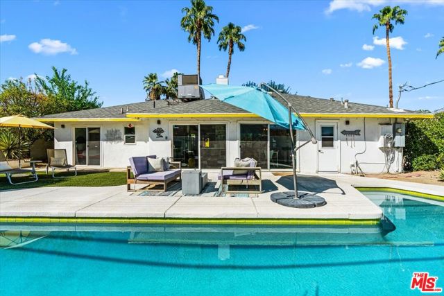 3963 E Calle San Antonio, Palm Springs, CA 92264
