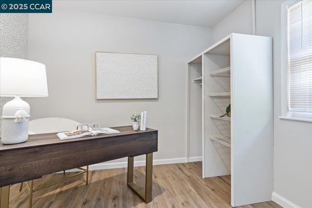 720 Jane Court, Martinez CA: https://media.crmls.org/mediaz/5155519e-5400-49fa-969f-80dff6fe4fb8.jpg