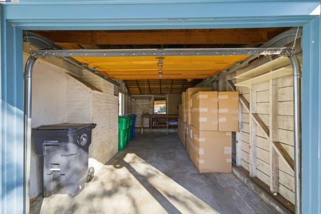 17472 Via Segundo, San Lorenzo CA: https://media.crmls.org/mediaz/51578907-3ecc-439c-bc3d-95847645ba1d.jpg