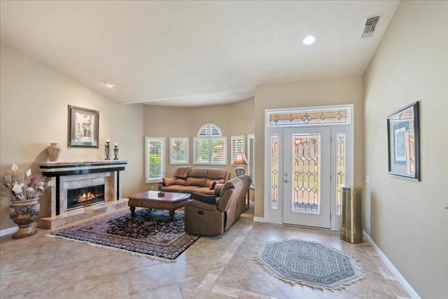401 Cypress Point Drive, Palm Desert CA: https://media.crmls.org/mediaz/5157df71-e5fa-43be-9e7e-b7c1255e2676.jpg