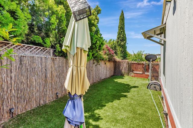 200 Burnett Avenue, Morgan Hill CA: https://media.crmls.org/mediaz/5158a2b0-a7e5-42b3-87f7-6f999b831101.jpg