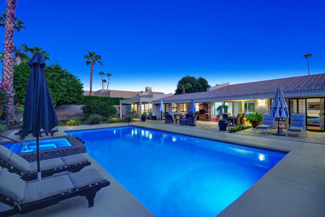 71138 Patricia Park Place, Rancho Mirage CA: https://media.crmls.org/mediaz/5158d85a-3696-4585-90e1-abd49a37ca12.jpg