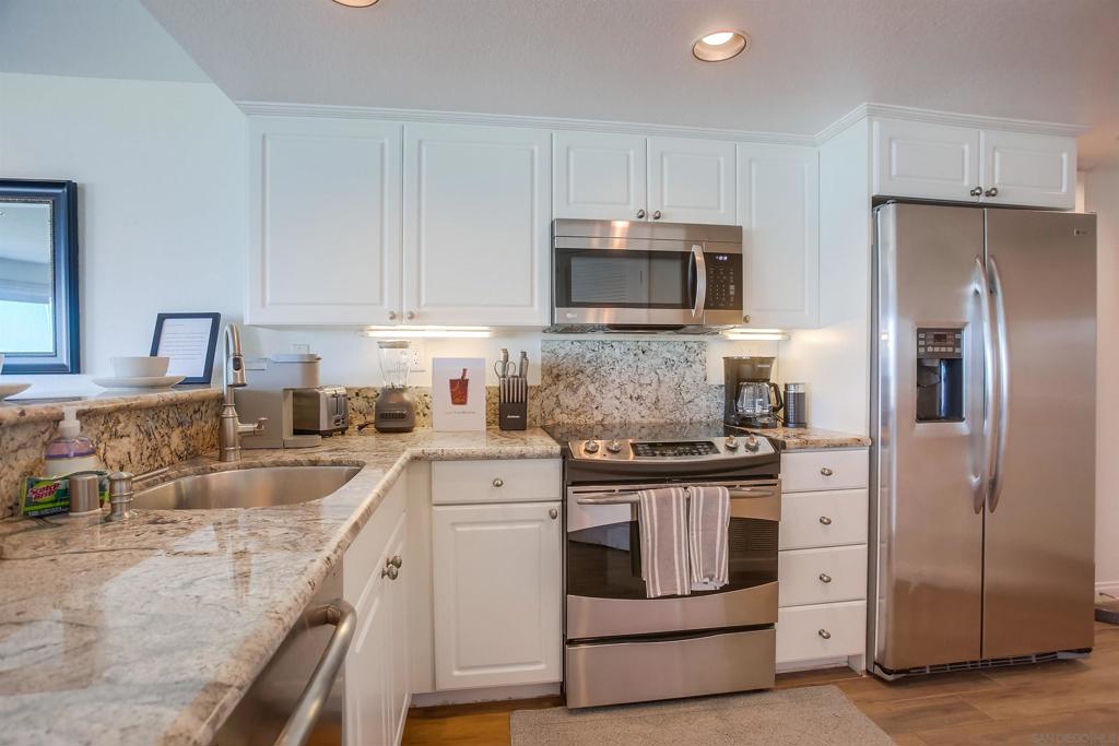 3268 Bayside Walk - photo 11