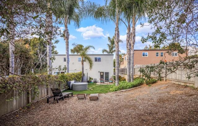 303 305 Sanford Street, Encinitas CA: https://media.crmls.org/mediaz/515996cc-61ff-4c27-a357-f4cafd0cea65.jpg