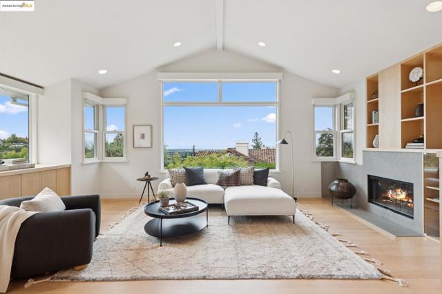 64 Crest Rd, Piedmont CA: https://media.crmls.org/mediaz/5159e806-1925-4ca0-a2ff-d70ab6da0cbd.jpg