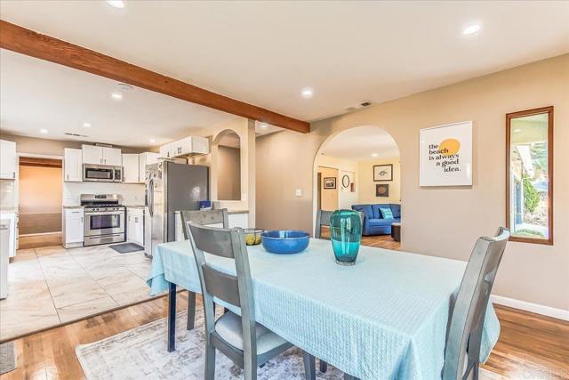 Image 7 of 34 For 9259 Brookside Circle