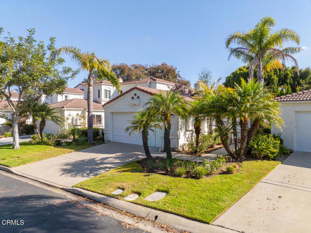 Detail Gallery Image 2 of 52 For 2110 Bermuda Dunes Pl, Oxnard,  CA 93036 - 2 Beds | 2 Baths