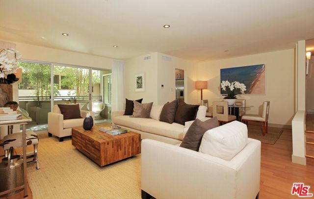 11657 Chenault Street, Los Angeles CA: https://media.crmls.org/mediaz/515c55df-9b5c-408d-9326-128a7f282710.jpg