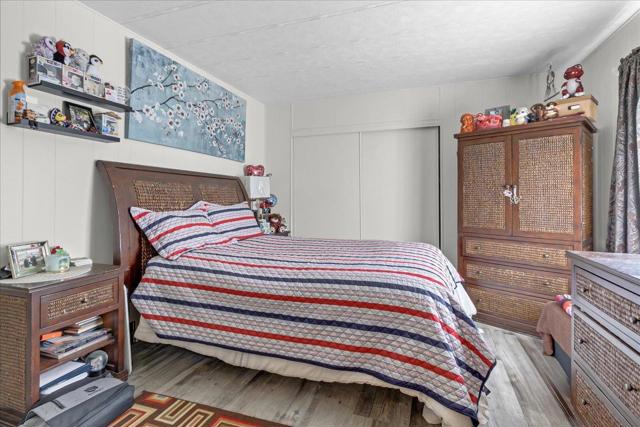 17617 Pond Derosa, Salinas CA: https://media.crmls.org/mediaz/515d4e99-4159-472b-b486-cfedbd87046b.jpg