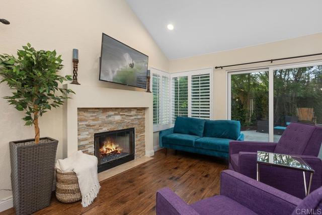 Detail Gallery Image 11 of 47 For 5035 Cherrywood Dr, Oceanside,  CA 92056 - 3 Beds | 2/1 Baths