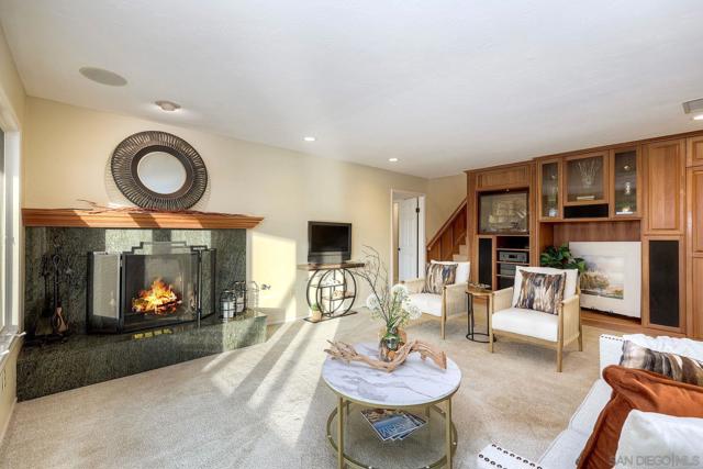14036 TIERRA BONITA ROAD, Poway CA: https://media.crmls.org/mediaz/515e7a1b-ba84-4612-a2a3-2bd2dde0833e.jpg