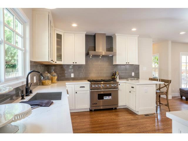 2115 Cowper Street, Palo Alto CA: https://media.crmls.org/mediaz/515fc623-27d1-4916-9812-ebda42f9a192.jpg