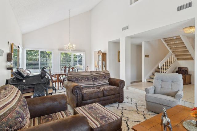 946 Carriage Drive, San Marcos CA: https://media.crmls.org/mediaz/5160693d-eacd-4965-92ca-4aaf56232b4a.jpg