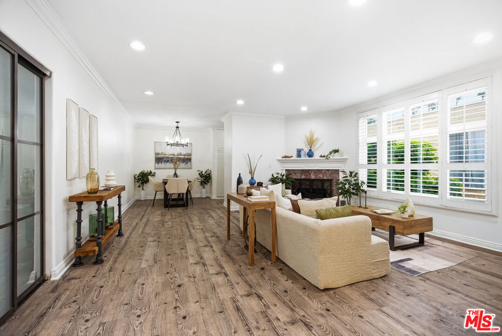 1337 Berkeley Street #6