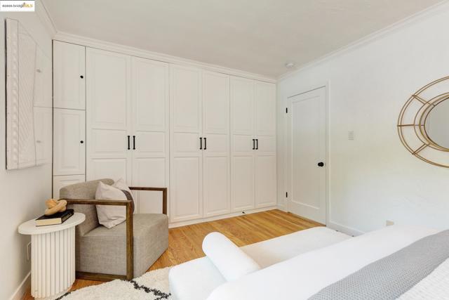 30 Domingo Ave, Berkeley CA: https://media.crmls.org/mediaz/5161de33-dd46-488e-8d22-06a9b9c3f049.jpg