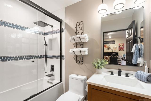 14582 Luna Media, San Diego CA: https://media.crmls.org/mediaz/51621c9d-6f7f-4c4b-8dbe-a3f3b4601be4.jpg
