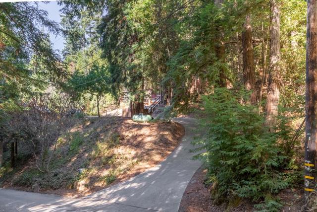 429 Fairview Avenue, Boulder Creek CA: https://media.crmls.org/mediaz/5162a27c-7559-4b43-9be3-12b6fb571fa1.jpg