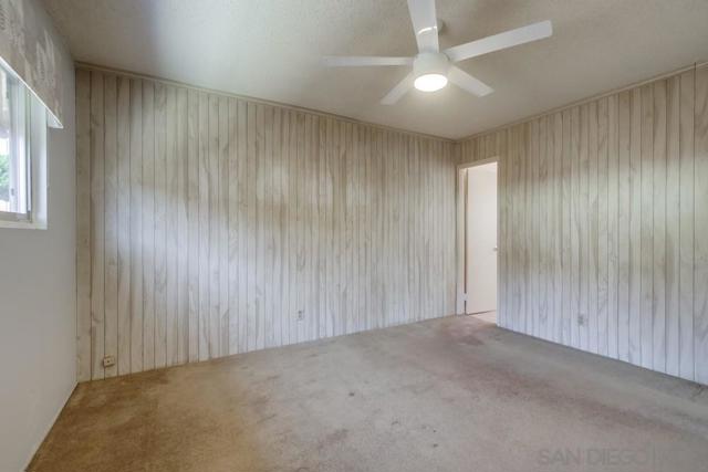 5215 Palmyra Ave, San Diego CA: https://media.crmls.org/mediaz/5162f603-4d3c-4bd4-909c-a6228fc677b5.jpg