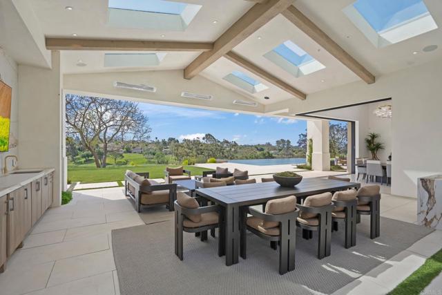 6497 99 Calle Del Alcazar, Rancho Santa Fe CA: https://media.crmls.org/mediaz/5162f67f-17a8-49fd-83f7-c28454c67734.jpg