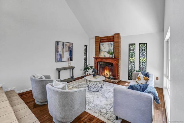 12661 Cijon st, San Diego CA: https://media.crmls.org/mediaz/51634a84-bfa4-4c76-872b-5a126c17b523.jpg