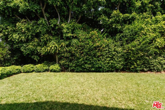 Image 21 of 22 For 141 Saltair Avenue