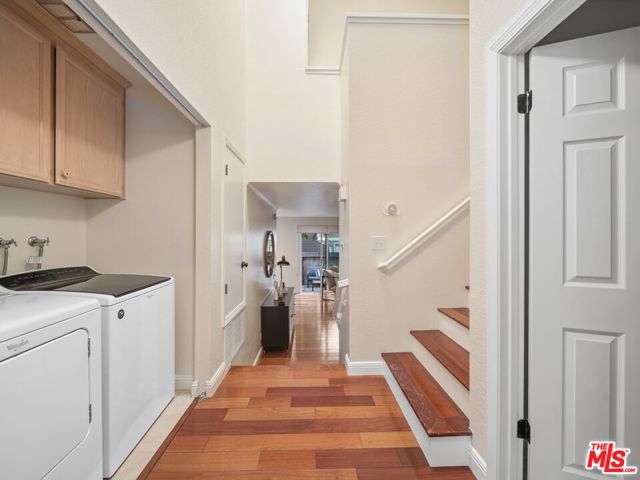 2481 Rebecca Lynn Way, Santa Clara CA: https://media.crmls.org/mediaz/51647334-1012-4ed0-8a98-01b565d5516a.jpg