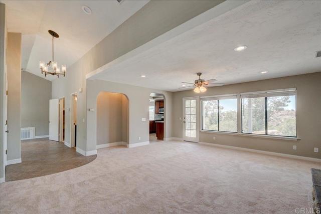 Detail Gallery Image 4 of 43 For 18434 Ramona View Dr, Ramona,  CA 92065 - 4 Beds | 2/1 Baths