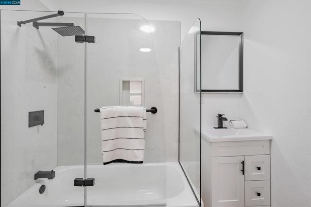 Image 27 of 35 For 1607 Santa Clara St