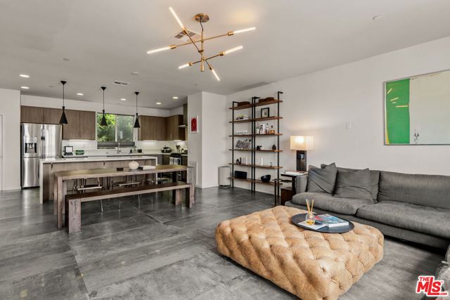 1344 Douglas Street, Los Angeles CA: https://media.crmls.org/mediaz/5169b6a8-5aad-495d-974e-72f335410506.jpg