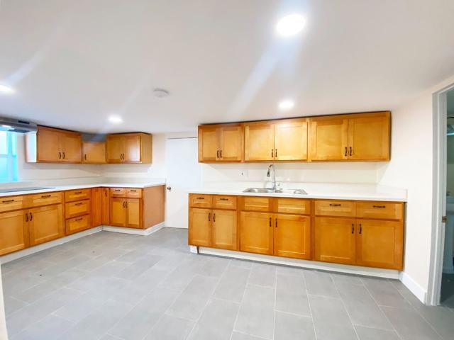 Image 12 of 15 For 1595 Pomona Avenue 01