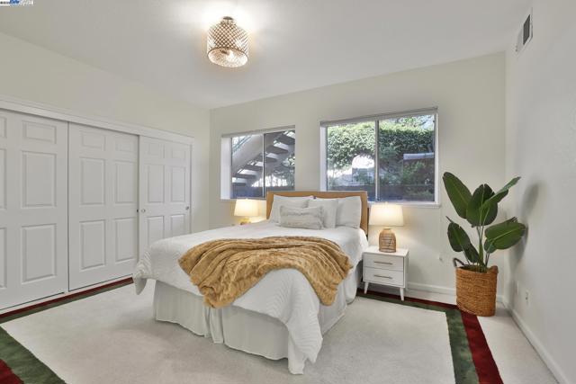 11030 Via Sorrento, Cupertino CA: https://media.crmls.org/mediaz/516a518c-70e8-4c48-b096-25c86abcca23.jpg