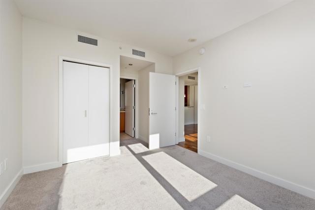 Image 11 of 59 For 325 7th Ave  1506