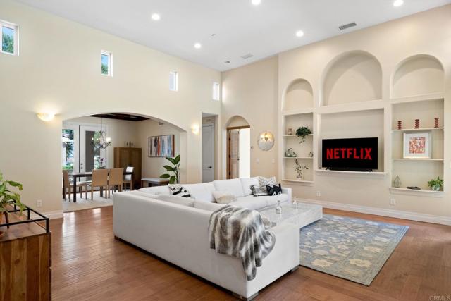 Detail Gallery Image 15 of 75 For 1455 Independence Way, Vista,  CA 92084 - 4 Beds | 6 Baths