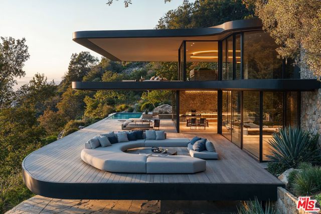 3200 Oakley Drive, Los Angeles CA: https://media.crmls.org/mediaz/516d2725-32bd-40b3-b7ea-4b11ce8d8b9f.jpg