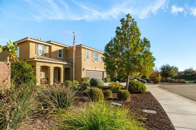 Detail Gallery Image 3 of 37 For 34668 Butte Ct, Murrieta,  CA 92563 - 3 Beds | 2/1 Baths