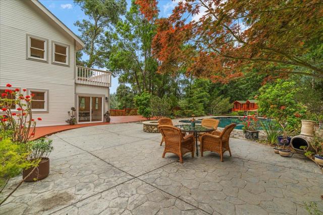 255 Cresci Road, Los Gatos CA: https://media.crmls.org/mediaz/51704158-1400-47ad-b643-7a46144c226a.jpg