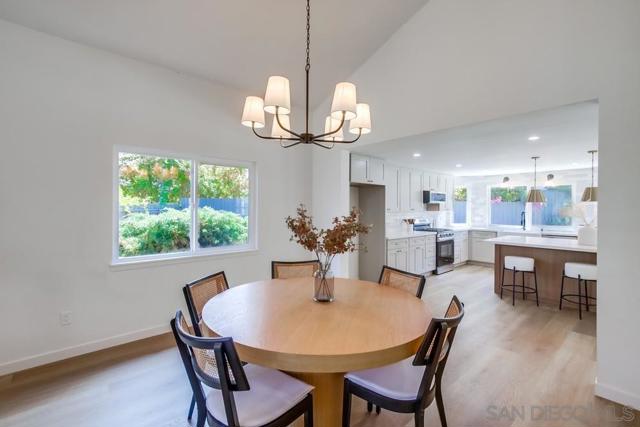 Image 11 of 60 For 4966 Lakewood Ct