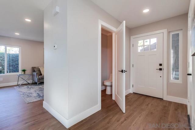 1278 Avenida Miguel, Encinitas CA: https://media.crmls.org/mediaz/5171a2fb-3c17-4774-b307-d1dfee8e0ca6.jpg