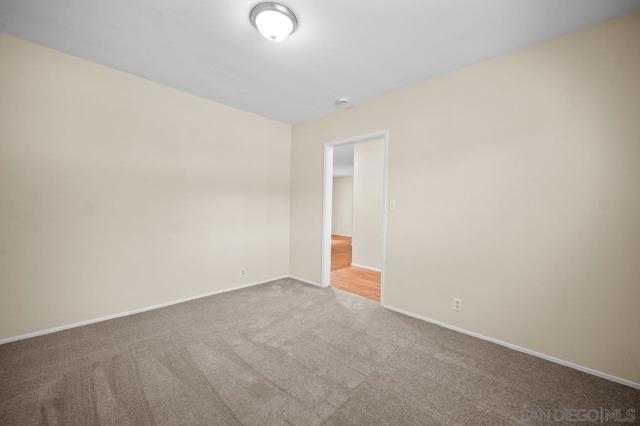 3711 Fairway Dr, La Mesa CA: https://media.crmls.org/mediaz/5171ea69-cd13-4909-a294-b7425bba3037.jpg