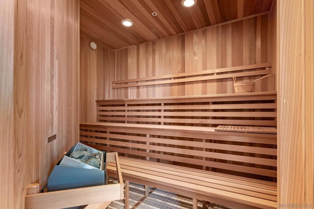 MLS #250041028SD image #20