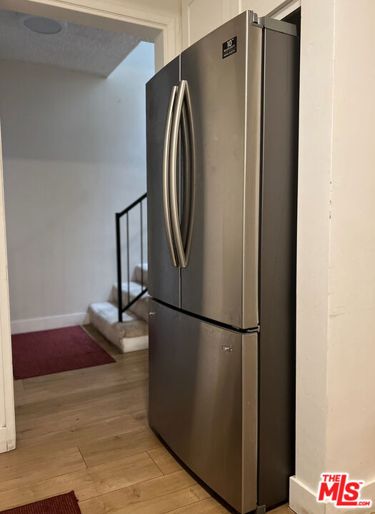 931 New Depot Street, Los Angeles CA: https://media.crmls.org/mediaz/517261de-cb51-49cb-89f8-ad73931bce39.jpg